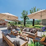 فيلة In Lucca With Infinity Pool