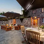 فيلة In Lucca With Infinity Pool San Ginese