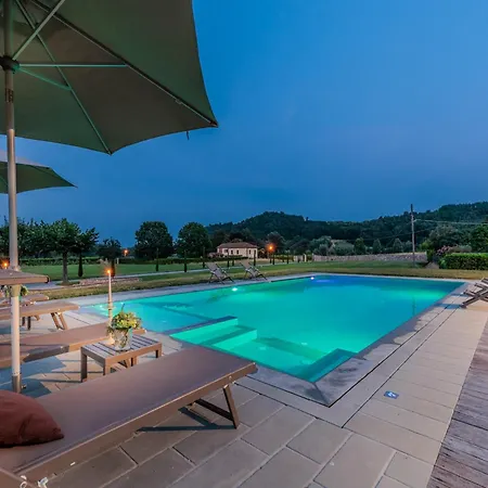 Vila In Lucca With Infinity Pool *