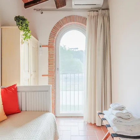 Vila In Lucca With Infinity Pool San Ginese