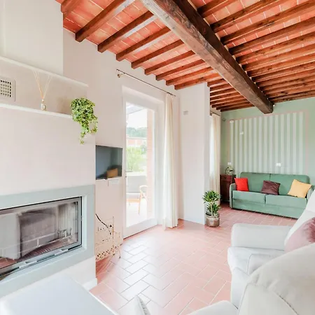 Vila In Lucca With Infinity Pool *