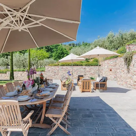 Vila In Lucca With Infinity Pool