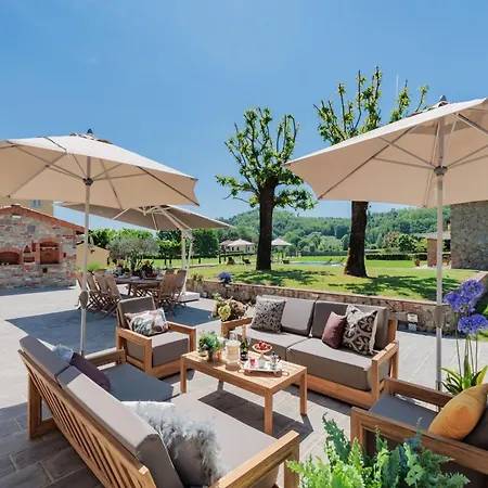 Vila In Lucca With Infinity Pool