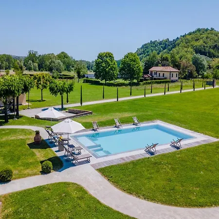 In Lucca With Infinity Pool
