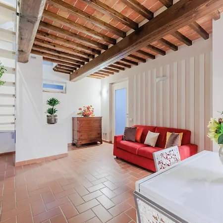 Vila In Lucca With Infinity Pool *